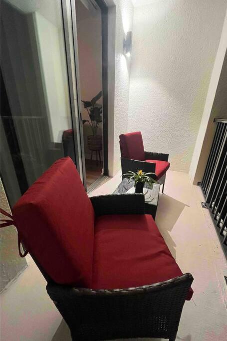 Apartamento Blooming Journey In Tampa Bay! Exterior foto
